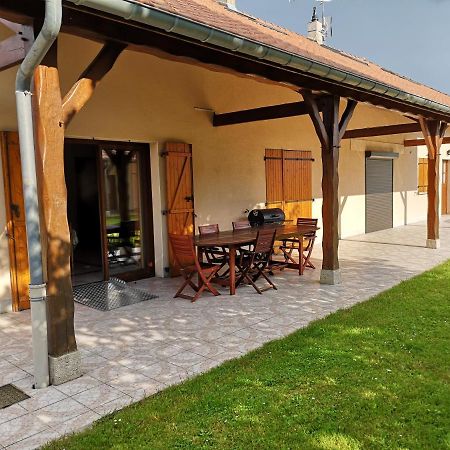 Le Logis Du Der Villa Giffaumont-Champaubert Exterior photo